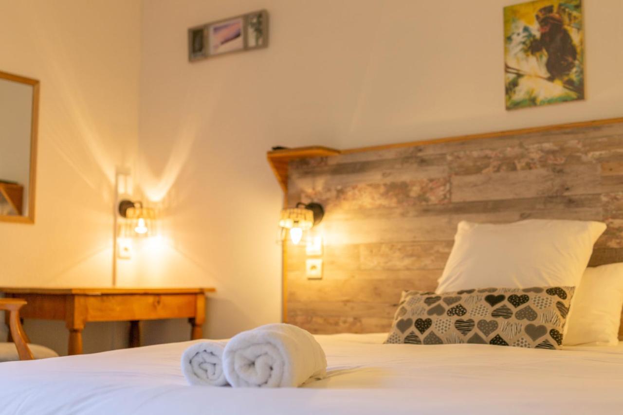 Hotel L'Escale  Châtel Esterno foto