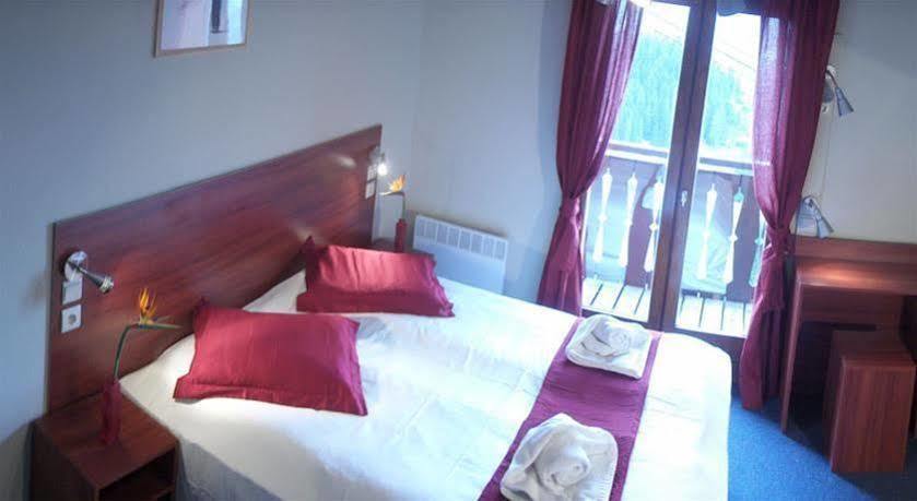 Hotel L'Escale  Châtel Esterno foto